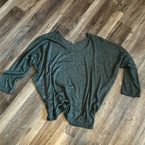 EUC Emerald Green Gyft Sweatshirt